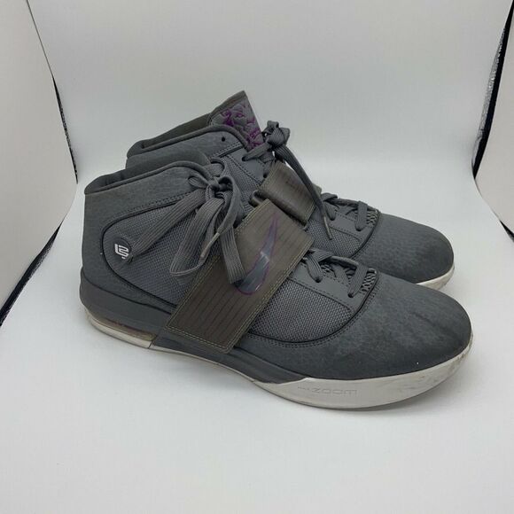 Nike Lebron Zoom Soldier IV Cool Gray/Dark Gray-Plum Size 13 407707-001‎